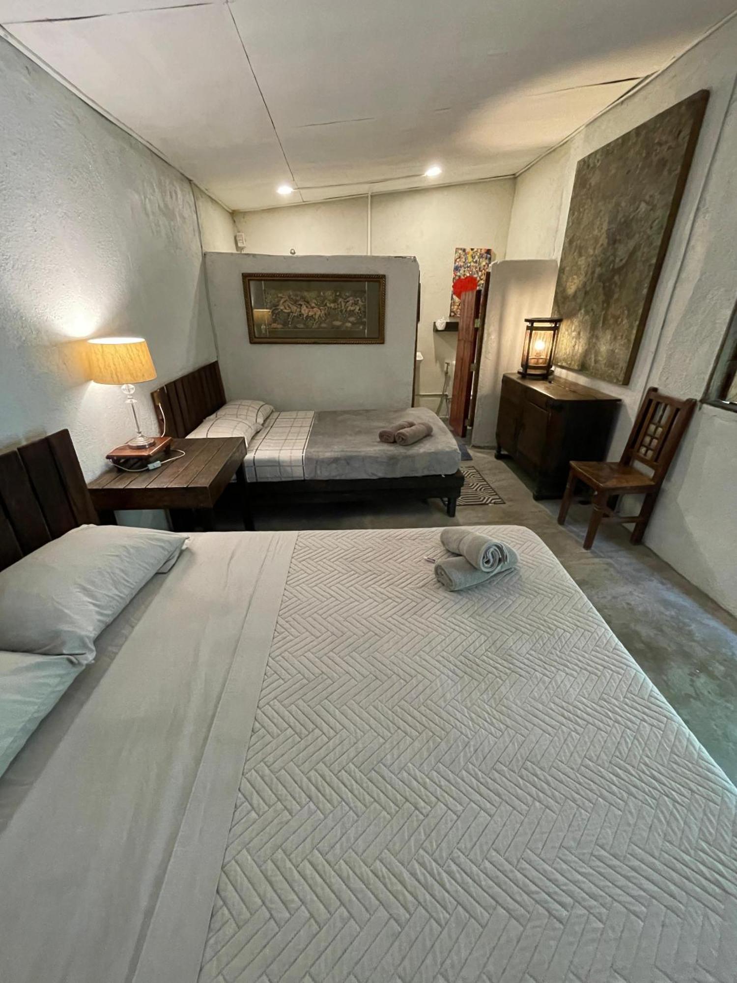 Marius B&B & Hostel Silang Extérieur photo